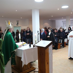 Kardinal Bozanić predvodio misu povodom 6. Svjetskog dana siromaha kod sestara Majke Terezije